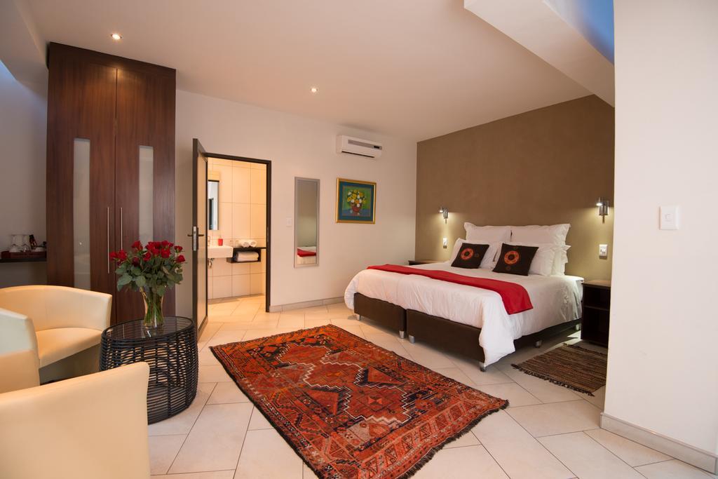 Montebello Guesthouse Уиндхоек Стая снимка